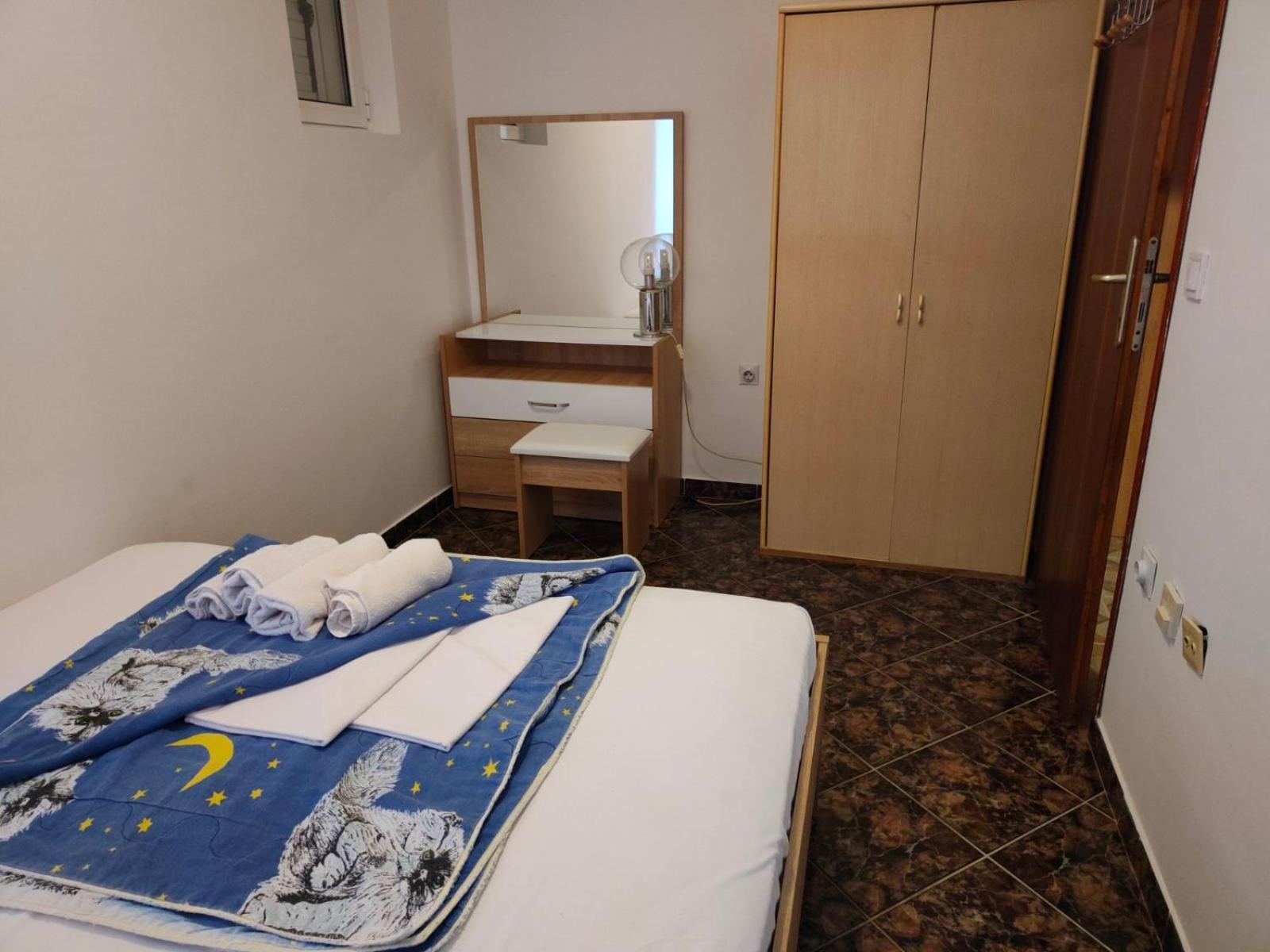 Apartments Drobni Pijesak Petrovac Pokoj fotografie