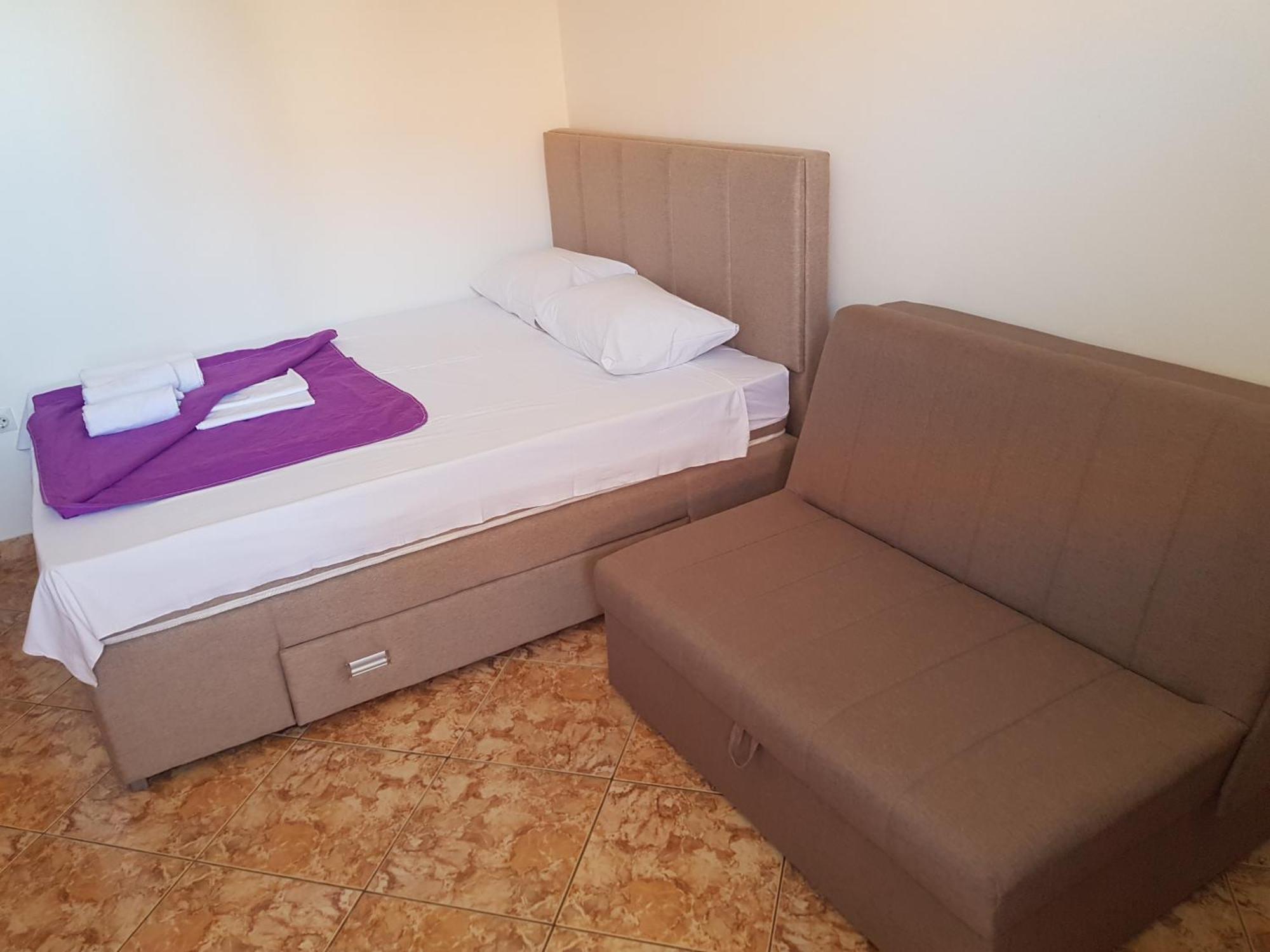 Apartments Drobni Pijesak Petrovac Pokoj fotografie