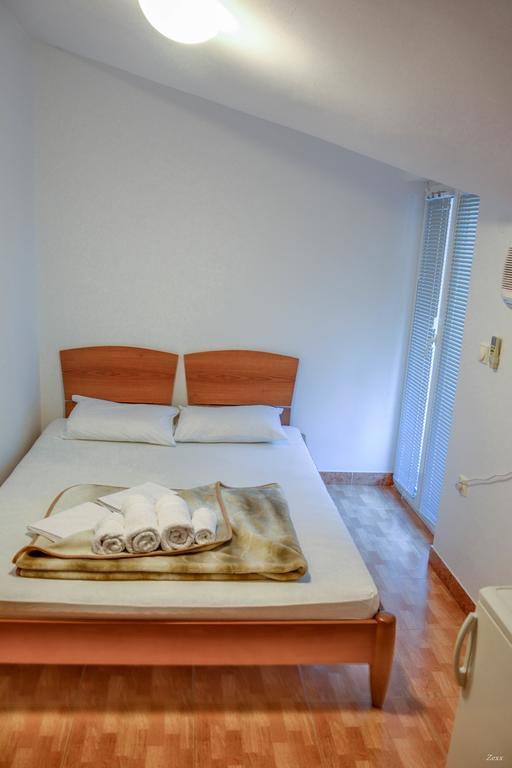 Apartments Drobni Pijesak Petrovac Exteriér fotografie