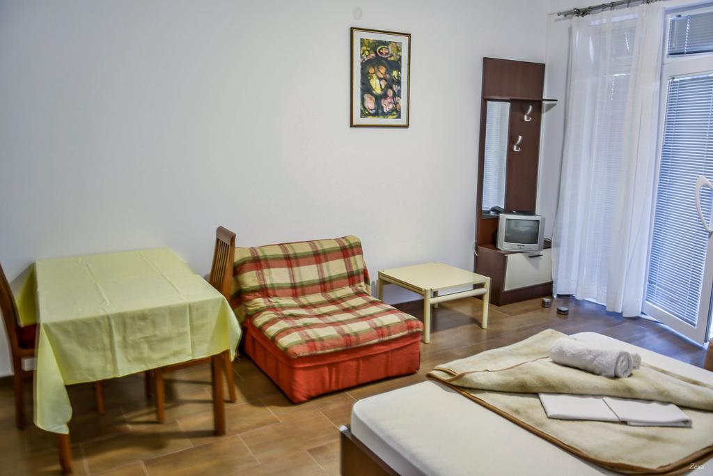 Apartments Drobni Pijesak Petrovac Exteriér fotografie