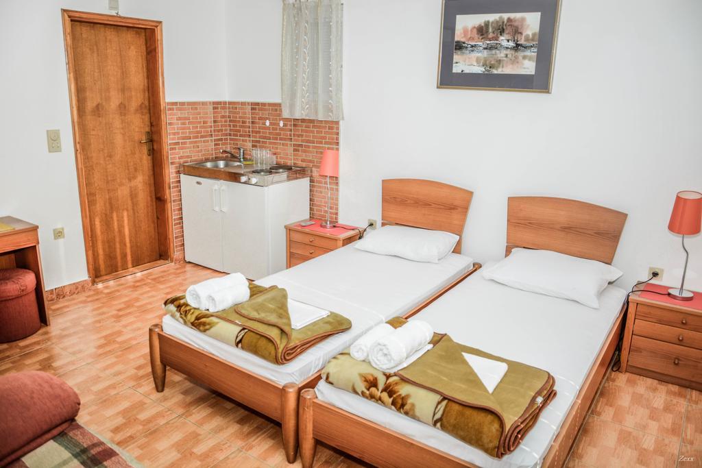 Apartments Drobni Pijesak Petrovac Exteriér fotografie